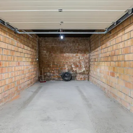 Apartamento Estran Op De Zeedijk Met Frontaal Zeezicht - Sint-idesbald *